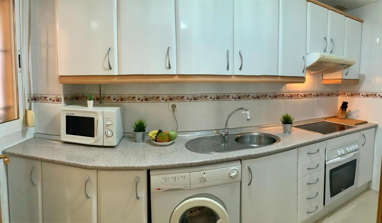 Apartamento De 2 Dormitorios, Gran Terraza, Vistas Al Mar Cerca Playa Carvajal Benalmádena Exterior foto