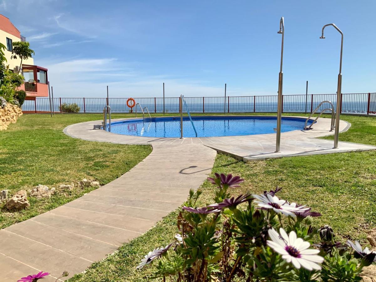 Apartamento De 2 Dormitorios, Gran Terraza, Vistas Al Mar Cerca Playa Carvajal Benalmádena Exterior foto
